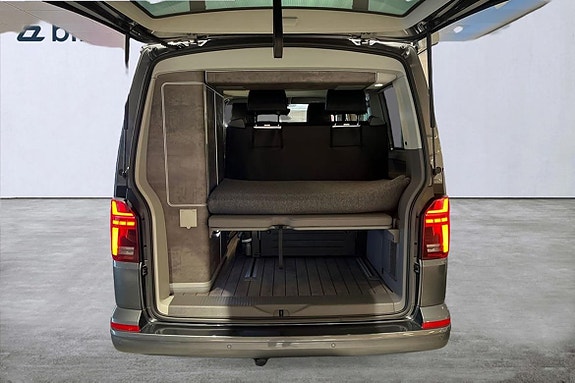 Volkswagen California 21 of 22