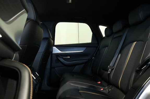 Mazda CX-60 9 of 19