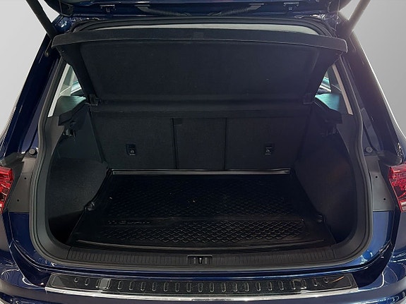Volkswagen Tiguan 11 of 15