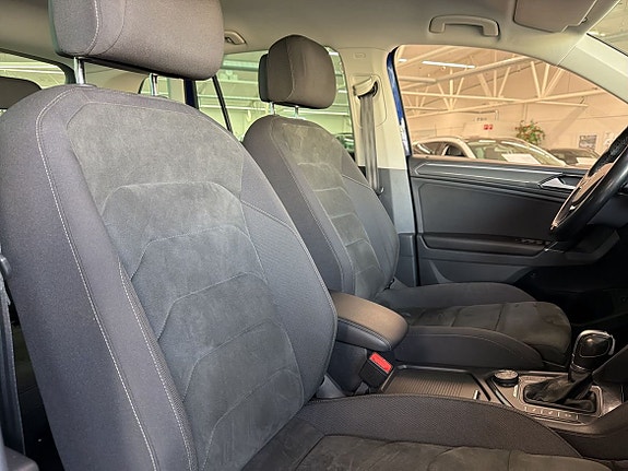 Volkswagen Tiguan 12 of 15