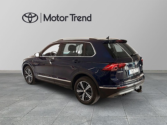 Volkswagen Tiguan 2 of 15