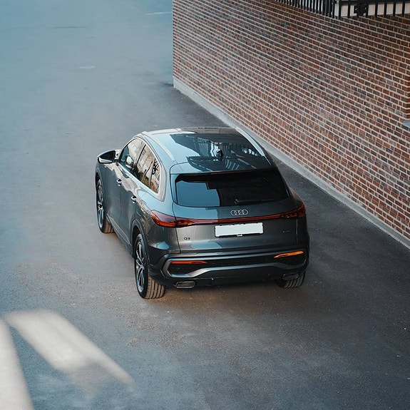 Audi Q5 7 of 12