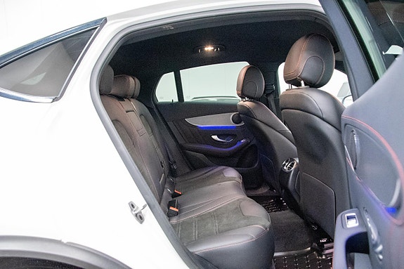 Mercedes-Benz GLC300 de 12 of 26