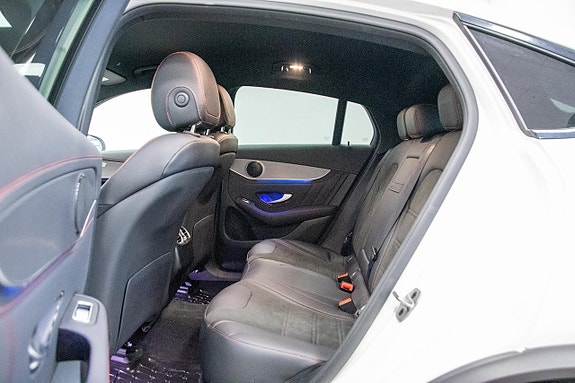 Mercedes-Benz GLC300 de 11 of 26