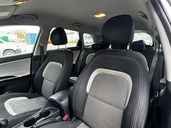 Kia Ceed 15 of 22