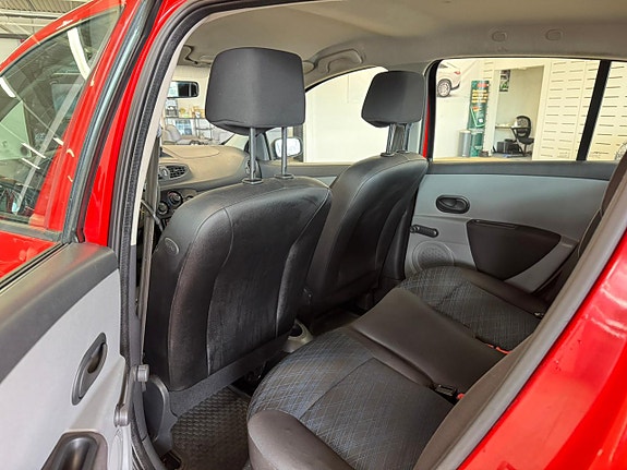 Renault Clio 7 of 14