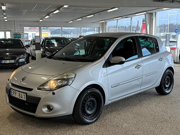 Renault Clio 2 of 15
