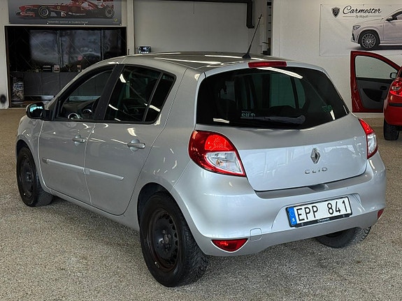 Renault Clio 3 of 15