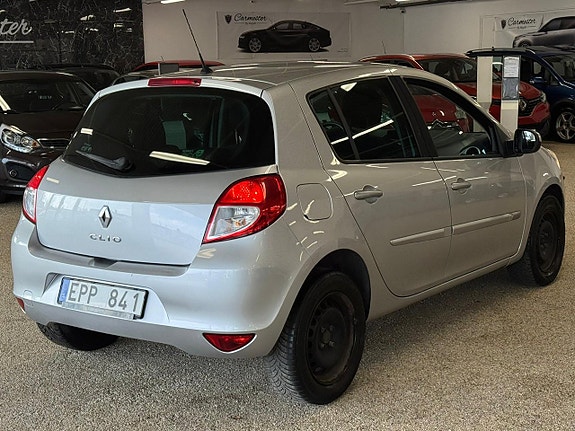 Renault Clio 4 of 15