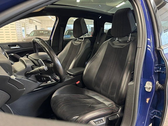 Peugeot 308 5 of 5