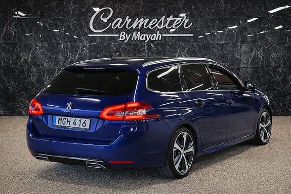 Peugeot 308 4 of 5