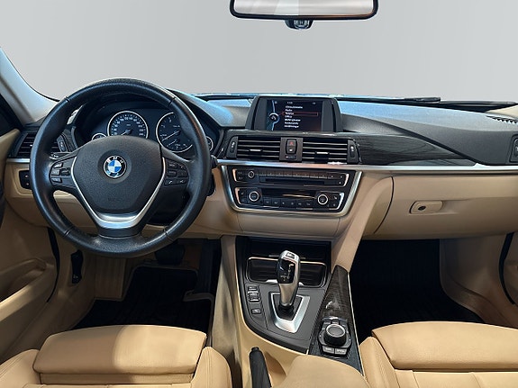 BMW 320 9 of 14