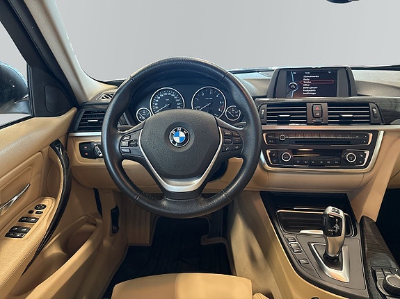 BMW 320 12 of 14