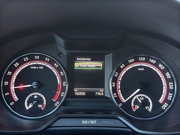 Skoda Octavia RS 11 of 19