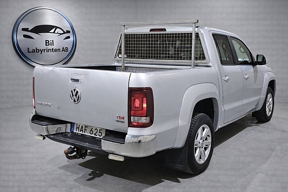 Volkswagen Amarok 2 of 5