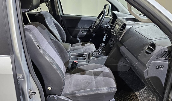 Volkswagen Amarok 6 of 17