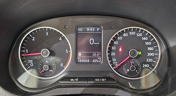 Volkswagen Amarok 7 of 17
