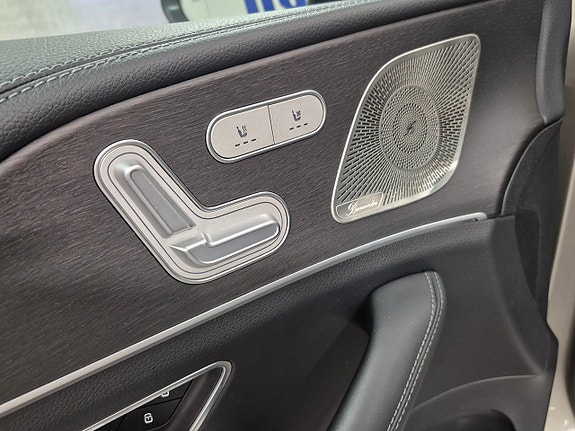 Mercedes-Benz GLE350 de 12 of 14