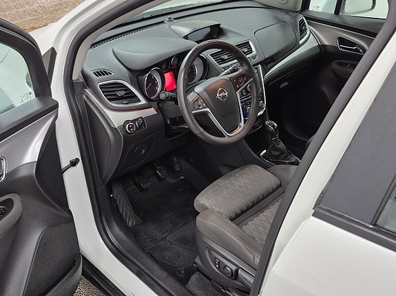 Opel Mokka 2 of 5