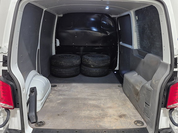 Volkswagen Transporter 7 of 7