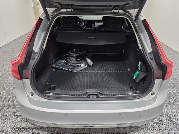 Volvo V90 10 of 10