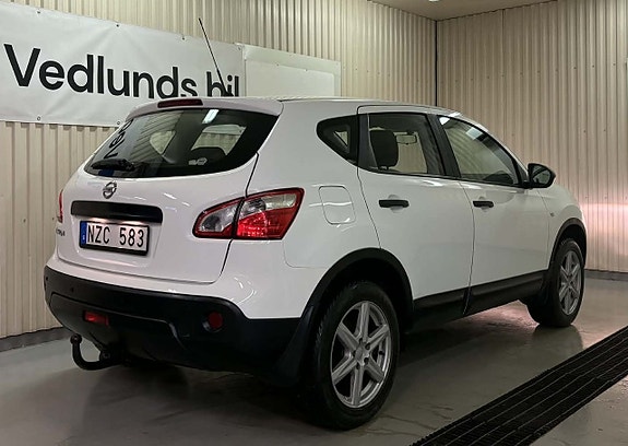 Nissan Qashqai 3 of 5