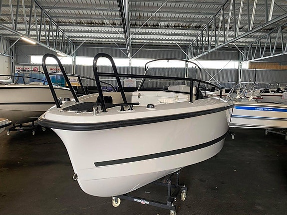 Ryds 550 VI Mid-c S-line & Honda 80 hk 4-takt -26 sista ex 2 of 5