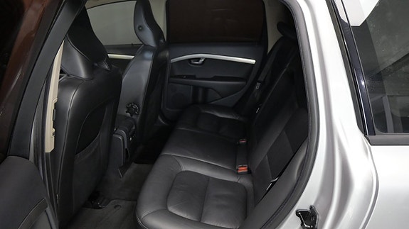 Volvo V70 14 of 17
