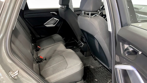Audi Q3 5 of 5