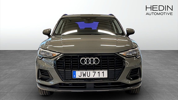 Audi Q3 8 of 11
