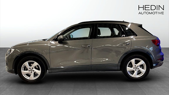 Audi Q3 6 of 11