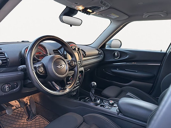 MINI Cooper 11 of 21
