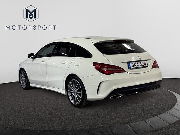 Mercedes-Benz CLA200 4 of 5