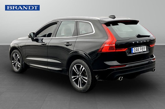 Volvo XC60 2 of 5