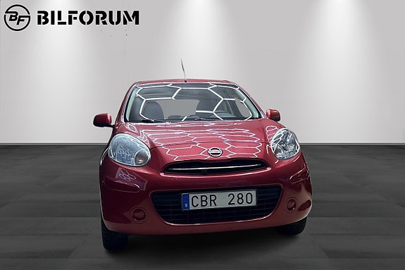 Nissan Micra 3 of 5