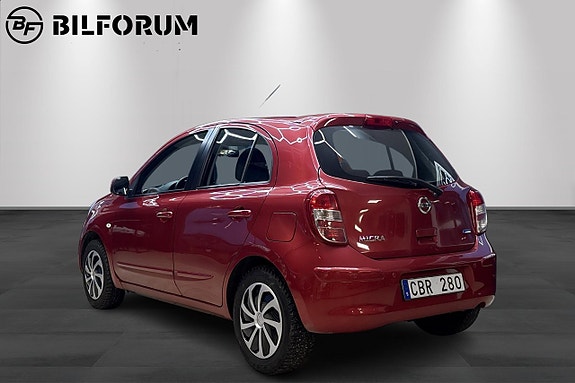 Nissan Micra 4 of 5
