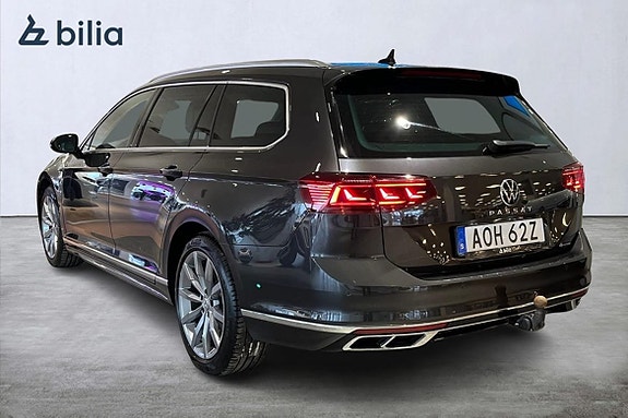 Volkswagen Passat 7 of 25