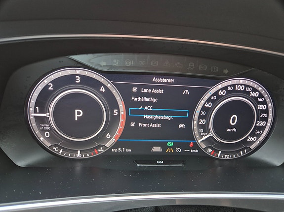Volkswagen Tiguan Allspace 12 of 19