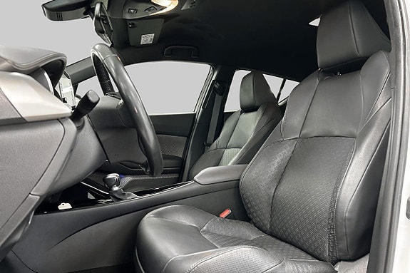 Toyota C-HR 8 of 21