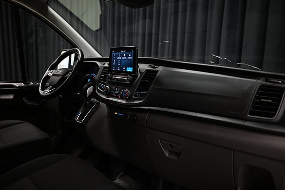 Ford Transit Custom 25 of 27