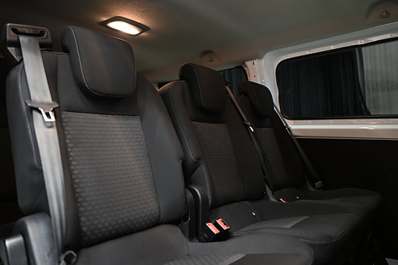 Ford Transit Custom 8 of 27