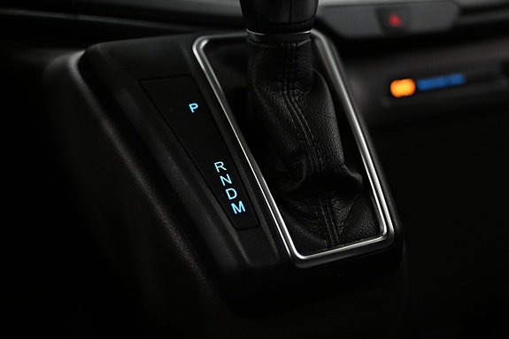 Ford Transit Custom 19 of 27