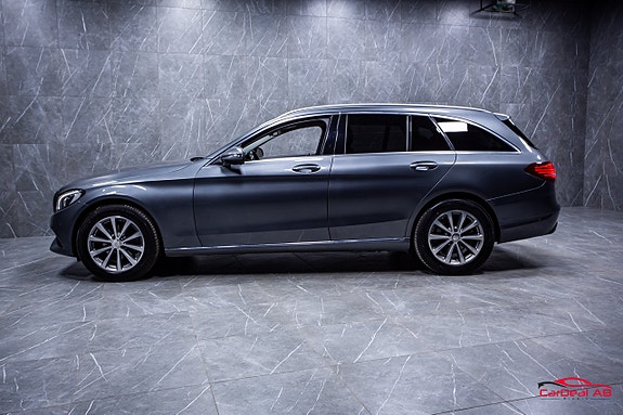 Mercedes-Benz C220 d 4 of 5