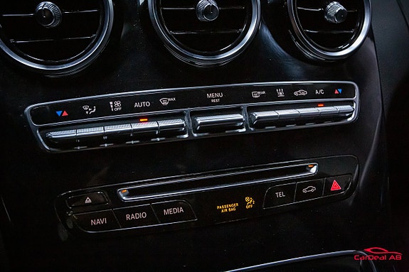 Mercedes-Benz C220 d 24 of 27