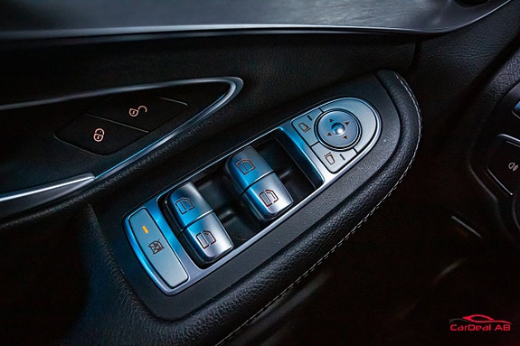 Mercedes-Benz C220 d 27 of 27