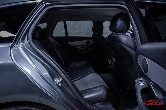 Mercedes-Benz C220 d 16 of 27