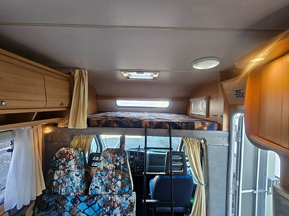Fiat Ducato Hyr en rymlig husbil i sommar – 6 platser och B-körkort 5 of 11