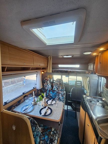 Fiat Ducato Hyr en rymlig husbil i sommar – 6 platser och B-körkort 8 of 11