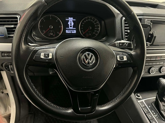 Volkswagen Amarok 9 of 12