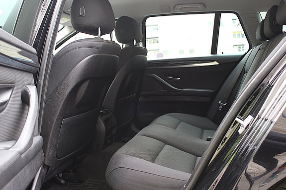 BMW 520d 18 of 28